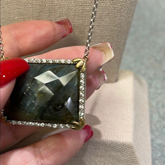 Necklace - Picture 3 of 5